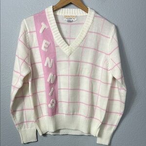 Vintage 80s Quantum Women's Pink and White‎ Tennis Sweater